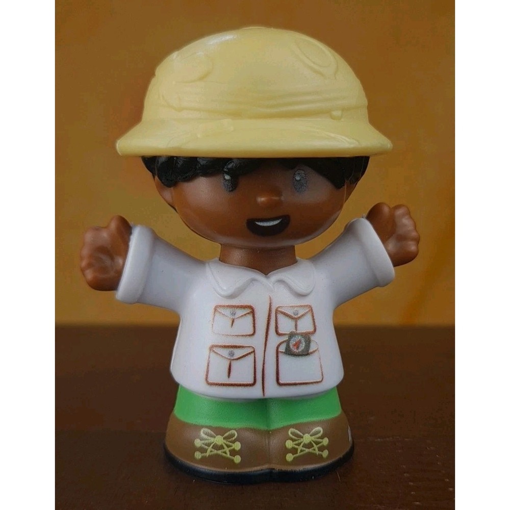 Fisher Price Little People GIRL ZOO KEEPER SAFARI GUIDE Animal Caretaker 2016